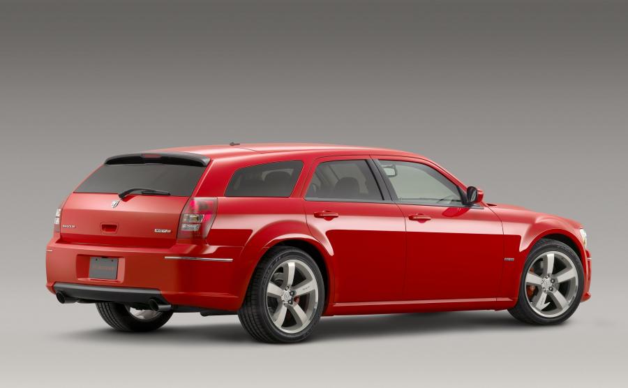  Dodge Magnum SRT8 2008 года  (фото 2 из 9)